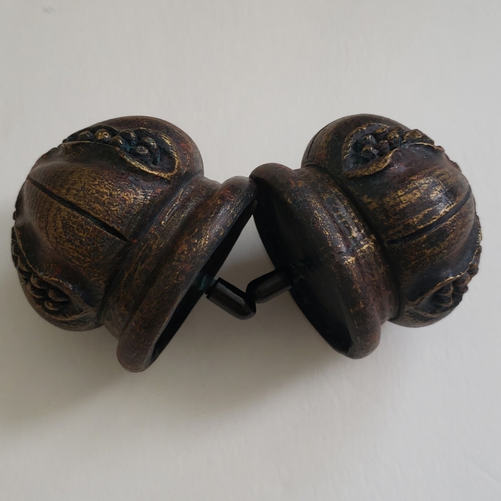 Curtain Rod Ends